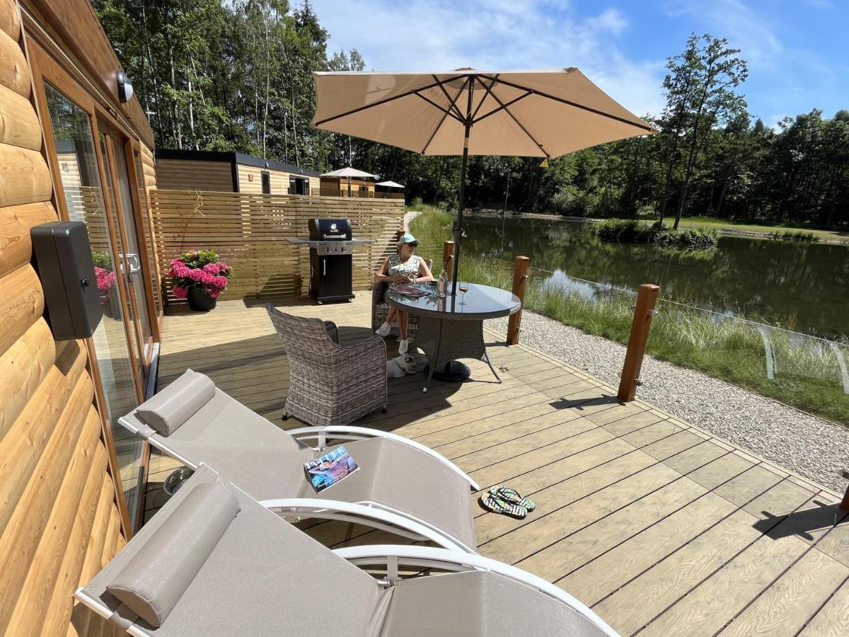 Oak Boutique Lodge Includes Hot Tub Air Con & Dog York Buitenkant foto